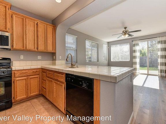 5th image of 1844 Dawnelle Way