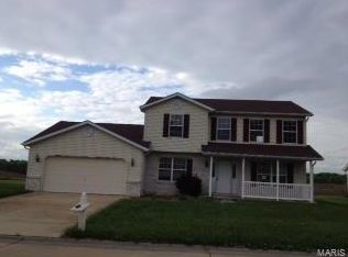 2345 Coniferous Dr, Shiloh, IL