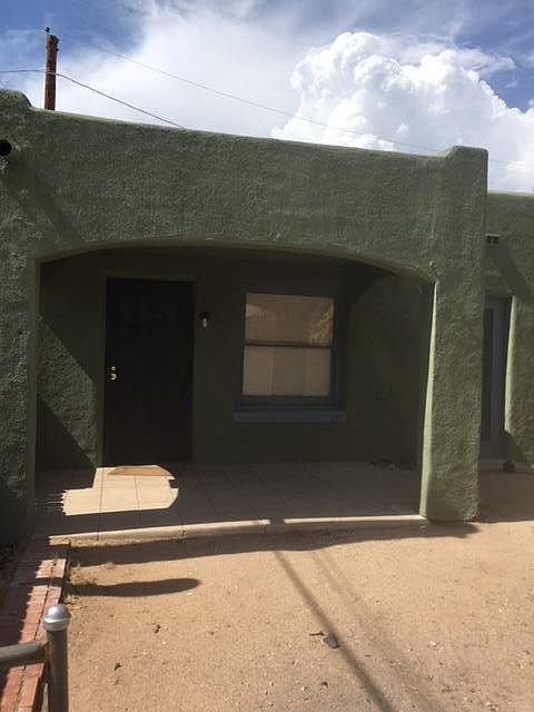 1st image of 220 N Bean Ave