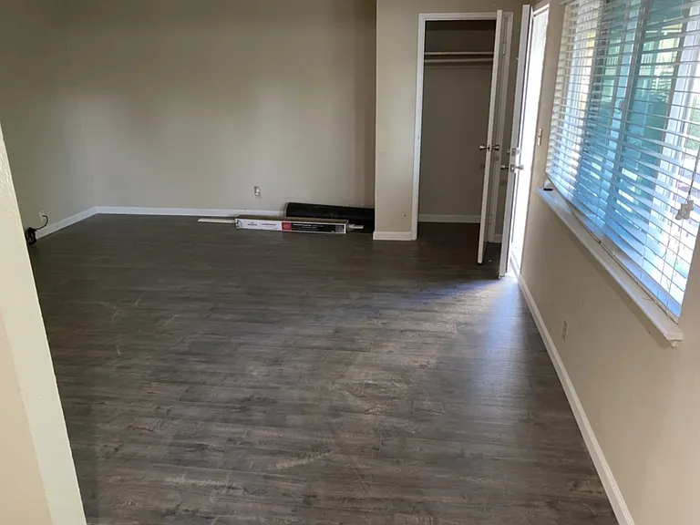 1657 Merrill Dr #C — Photo 2