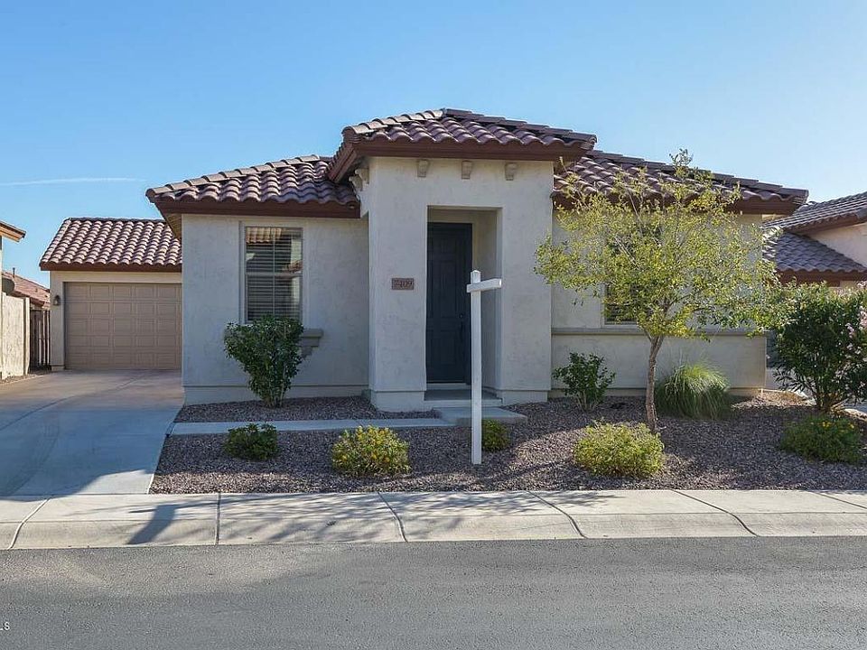1st image of 7409 W Palo Brea Ln