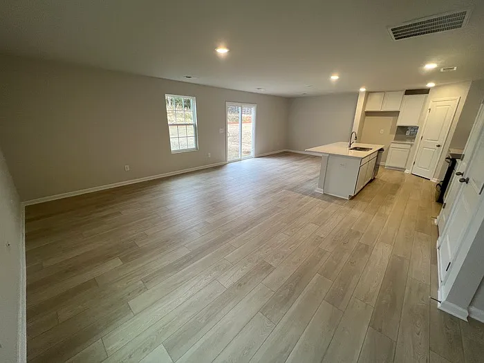 1016 Minocqua Rd — Photo 4