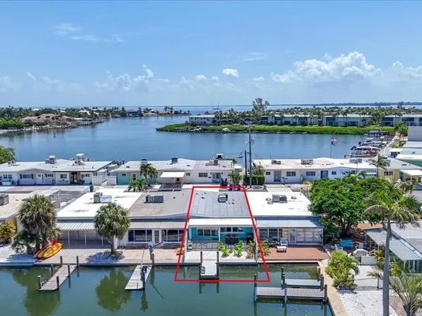 18 Seaside Ct, Holmes Beach, FL 34217