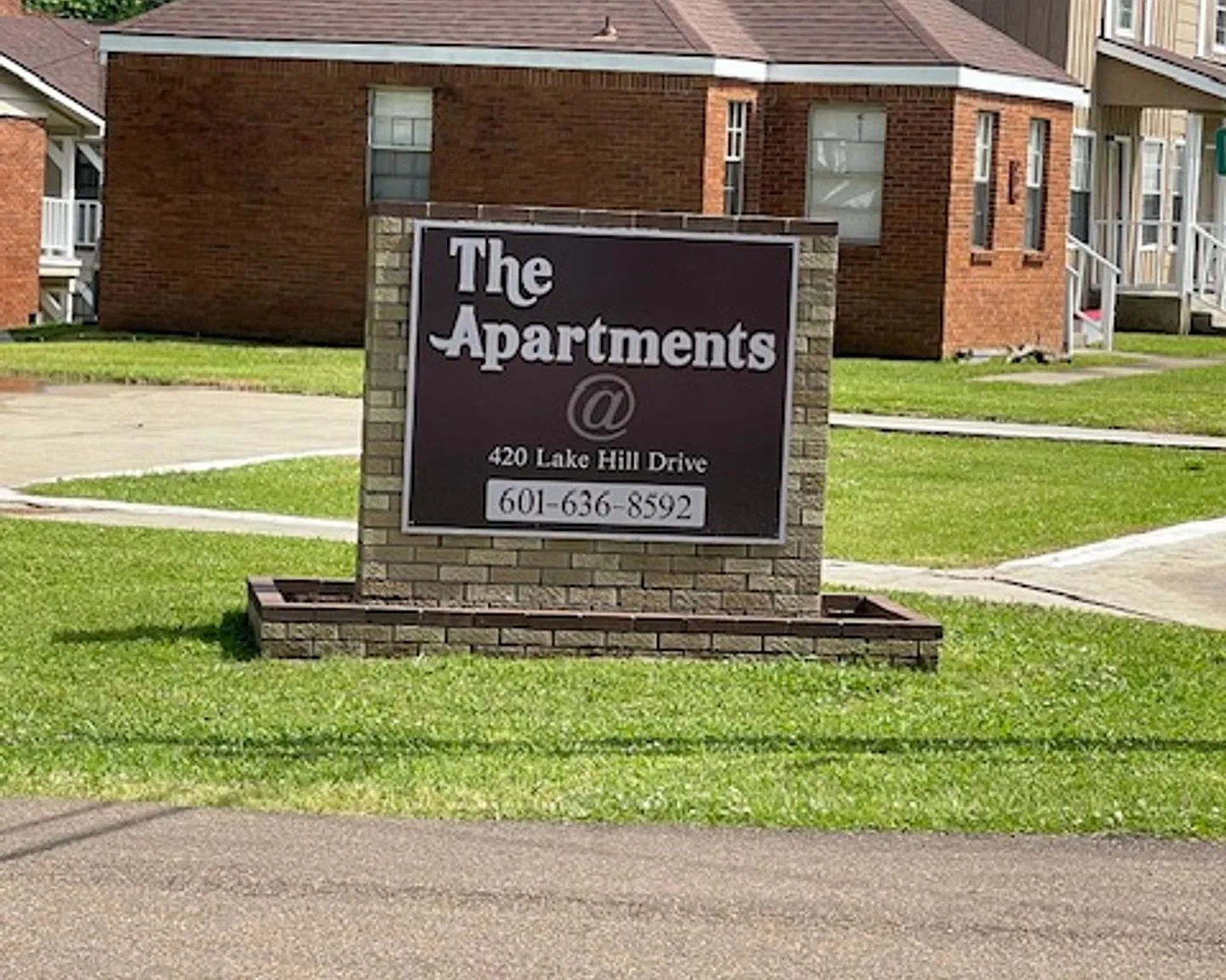The Ridge Apartments — Photo 1