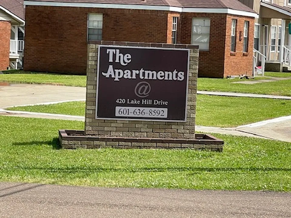 The Ridge Apartments
