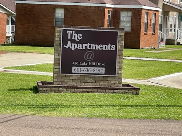The Ridge Apartments