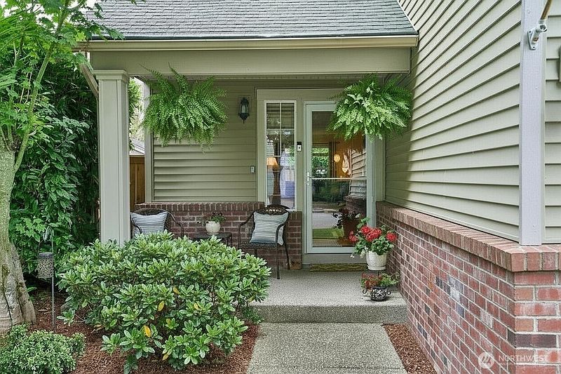3rd image of 24131 235th Avenue SE