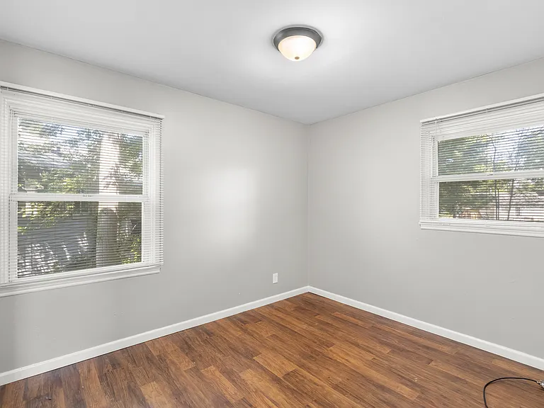 204 Tay Rd — Photo 18