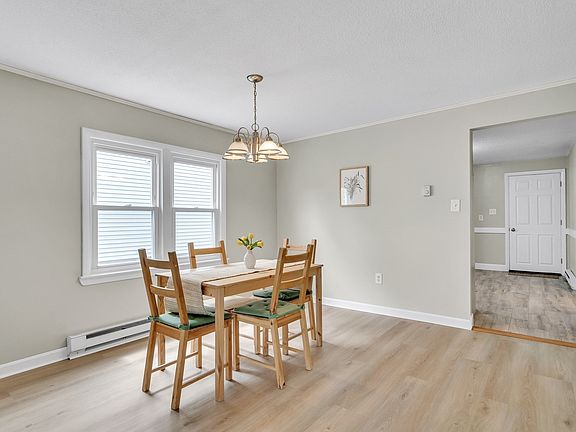 3rd image of 140 Madison Ave #1
