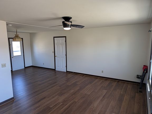 3rd image of 1818 Westwood Dr