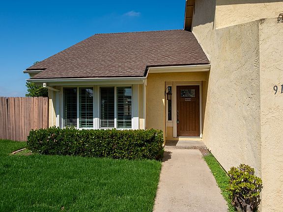 3rd image of 912 Mesa Ct