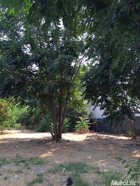 2nd image of 639 California St