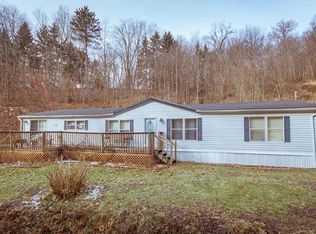194 Paradise Rd, Industry, PA 15052