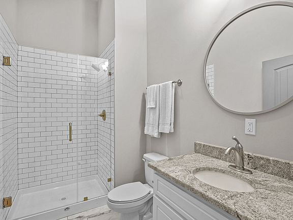 5th image of 143 SE Main St #1B