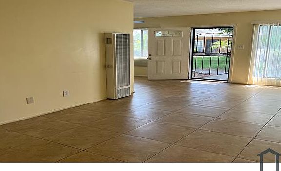 3rd image of 1256 N Placentia Ave APT 3