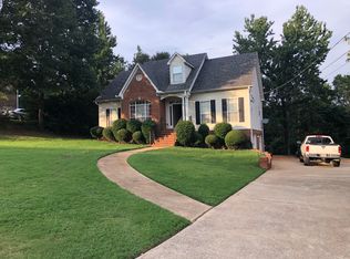 7724 S Crest Trl, Bessemer, AL 35022