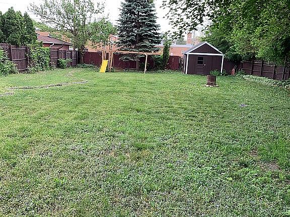2nd image of 1783 Lincoln Ave