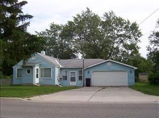 182 Pine St NE, Cedar Springs, MI