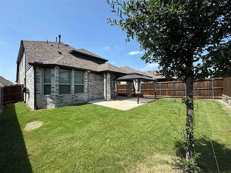 4056 Anglers Way — Photo 3