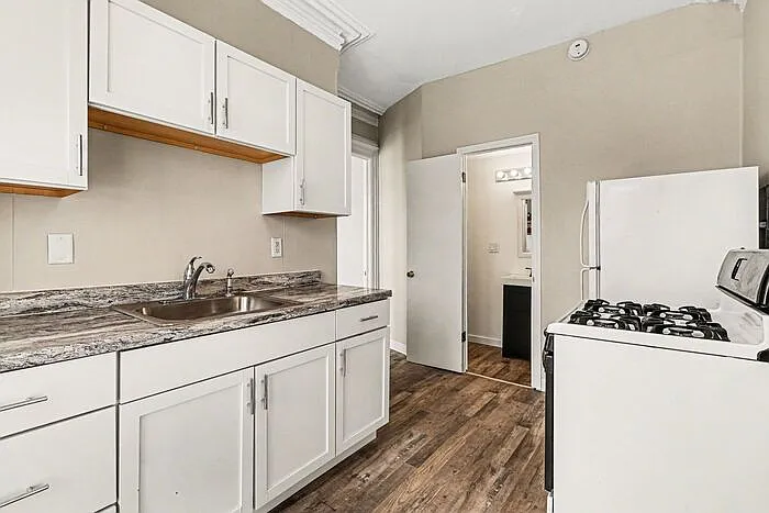 2066 River St #5 — Photo 11