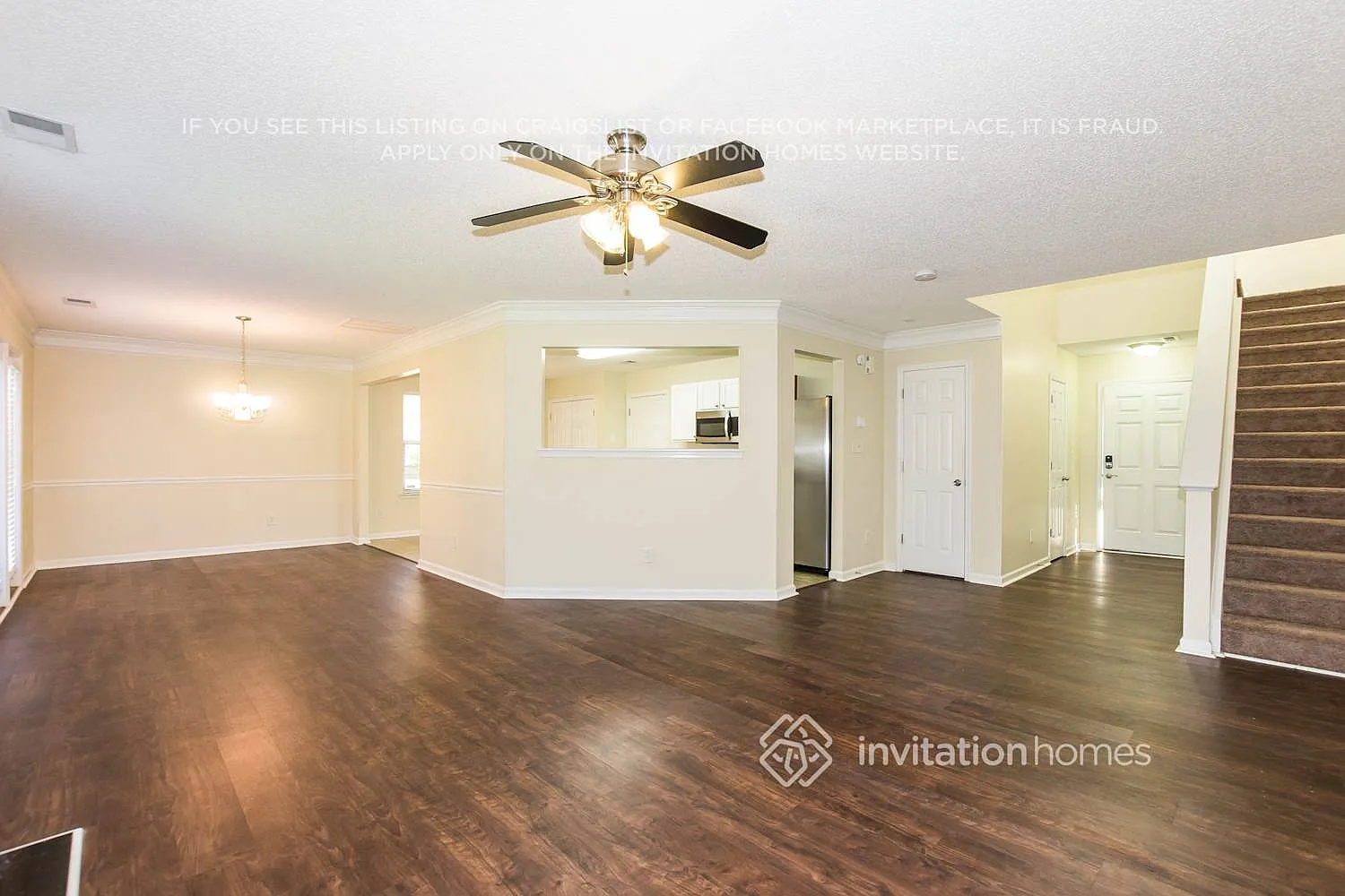 10300 Haddington Dr NW Charlotte, NC 28269 — Photo 2