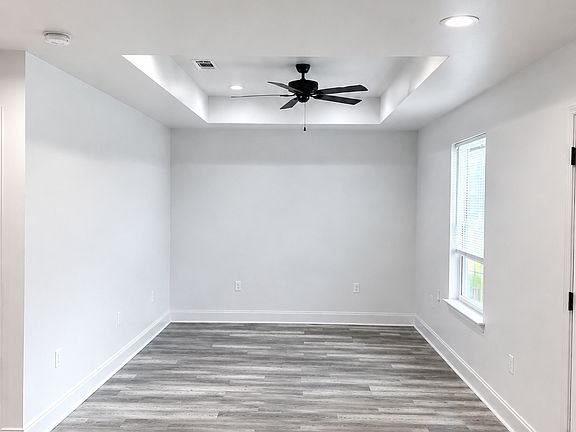 4th image of 509 Pierre St #509