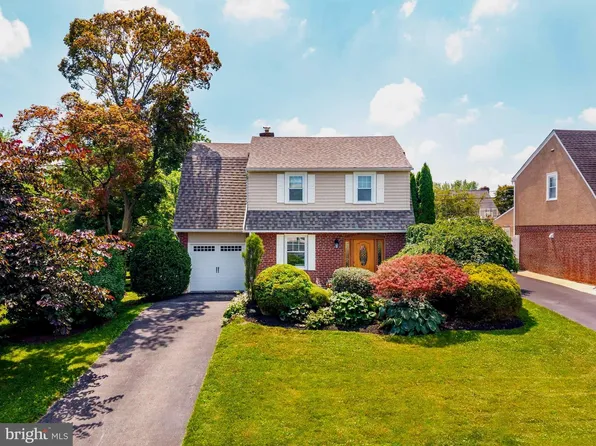 393 Grange Rd, Wayne, PA 19087