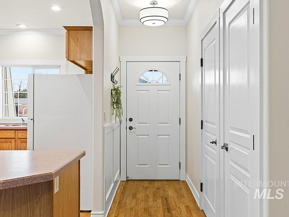 5th image of 3076 N Penny Royal Pl