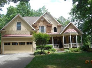 182 Little Victoria Rd, Woodstock, GA 30189