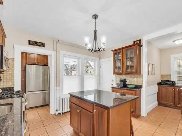 31 Primrose St #1, Roslindale, MA 02131