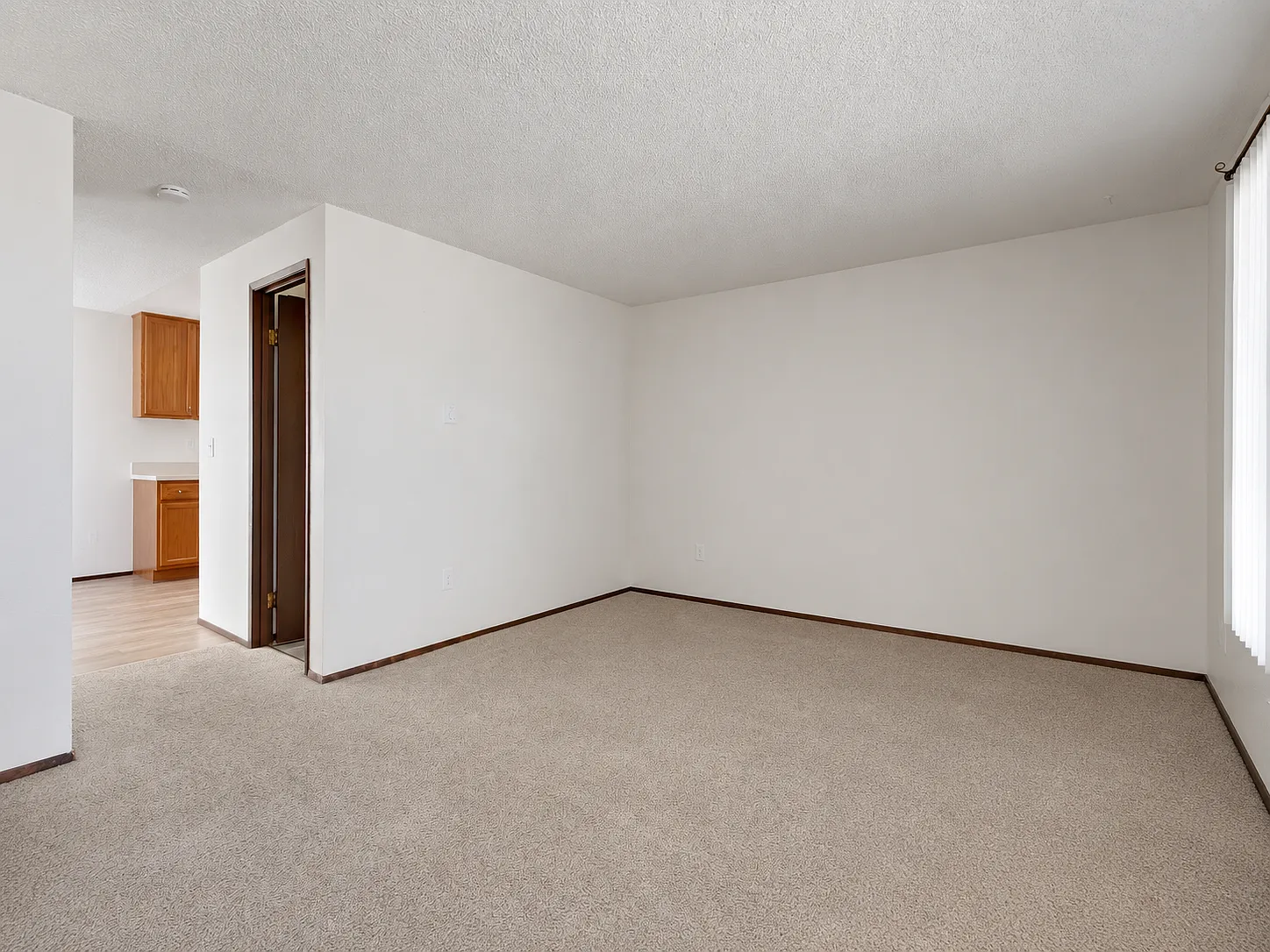 2 bed, 1.5 bath, 1062 sqft, $1,900 — Photo 3