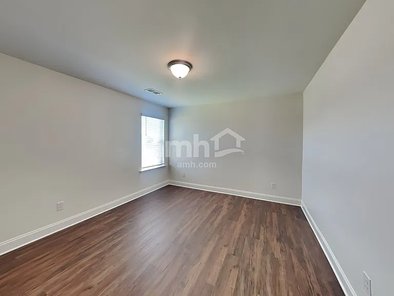 136 Hazel Park Dr — Photo 22