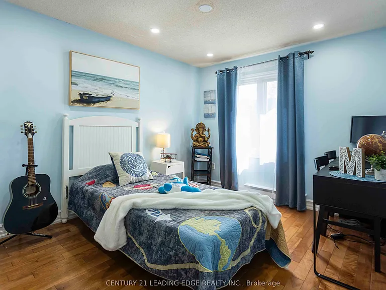 2259 Munns Ave — Photo 24