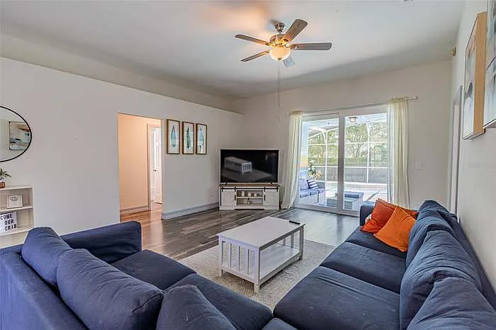 1096 Sugarberry Trl — Photo 9