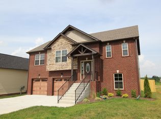 33 West Creek Farms, Clarksville, TN 37042