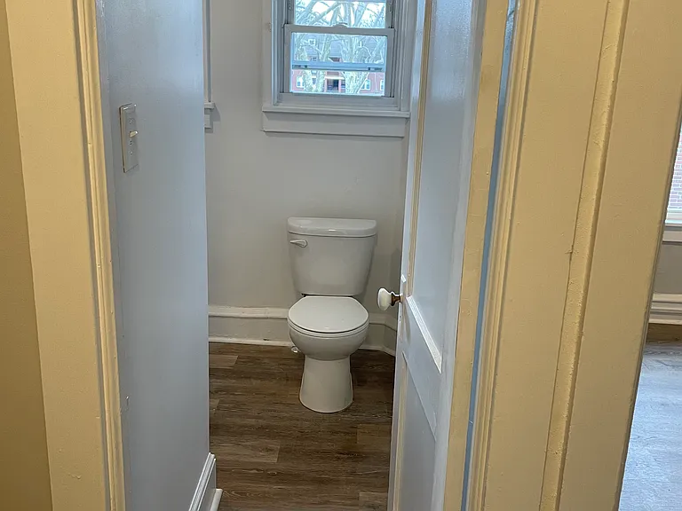 1612 Penn Ave #1 — Photo 6