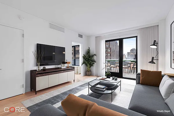 Rented by CORE | media 14