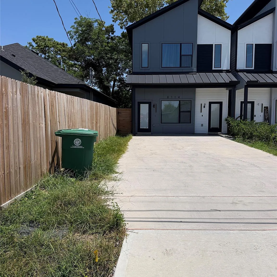 2 bed, 2.0 bath, 2252 sqft, $1,695 — Photo 1