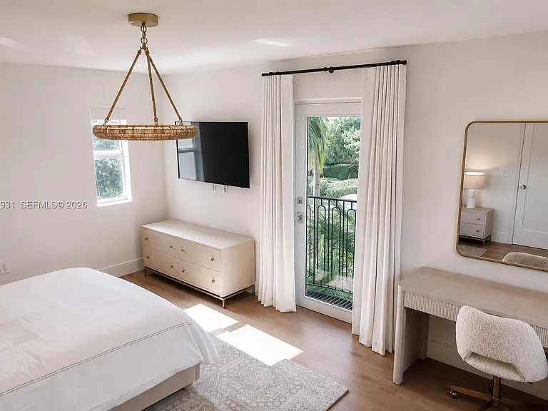 3190 Sheridan Ave — Photo 34
