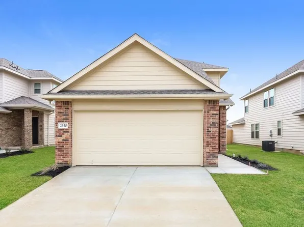 2350 Redlove Dr, San Antonio, TX 78224