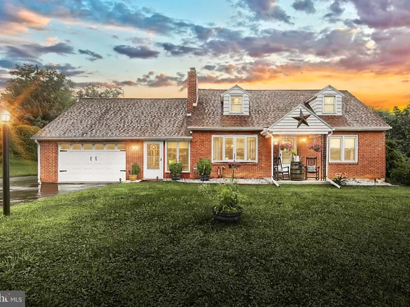 1614 Seven Valleys Rd, York, PA 17408