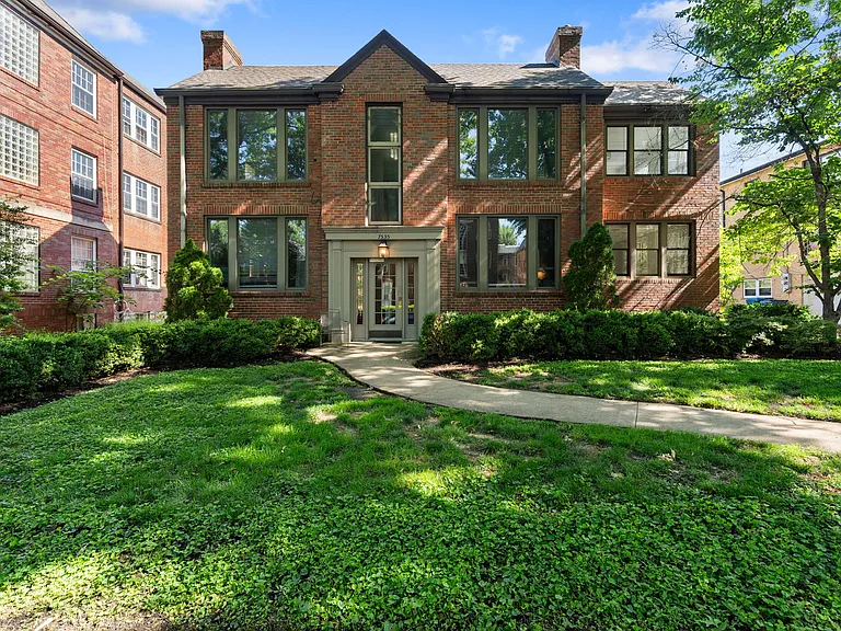 7535 Oxford Dr #2 — Photo 27
