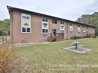 1219 Lakeview Dr NW APT 1, Conyers, GA 30012