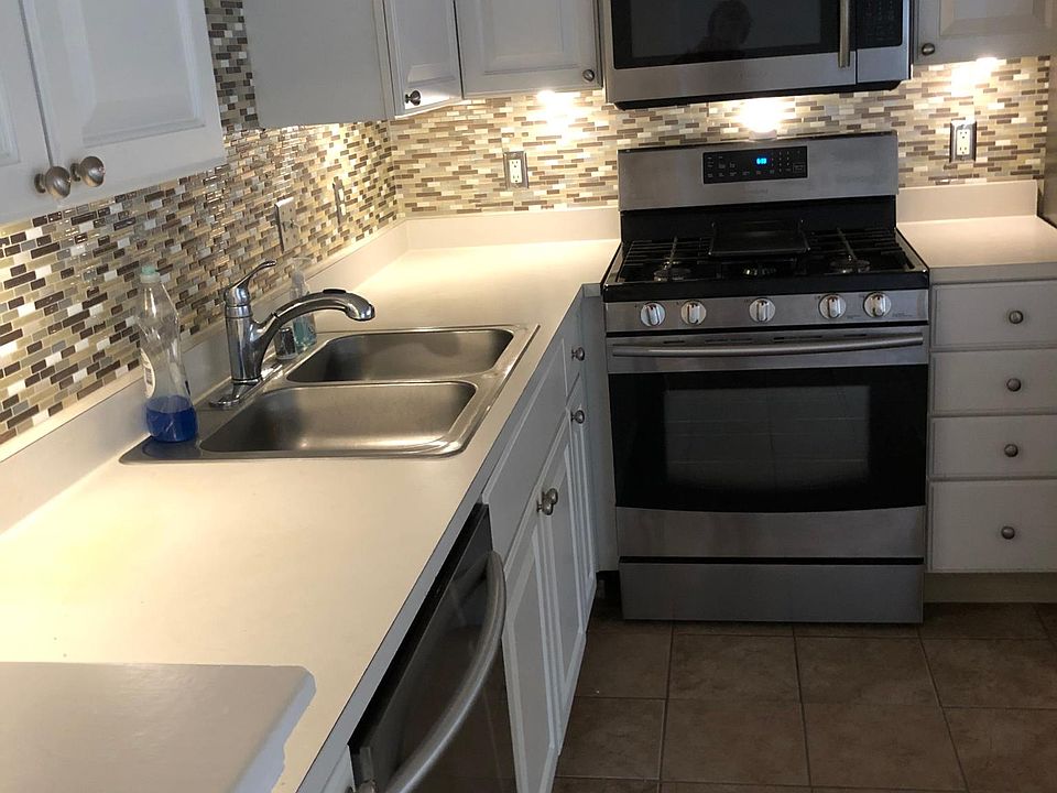 1st image of 801 Patuxent Run Cir
