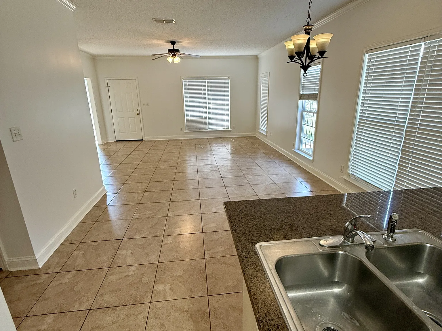 132 Laurelwood Court - 1 — Photo 2