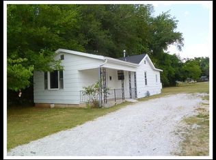 2917 W Mount Vernon St, Springfield, MO 65802