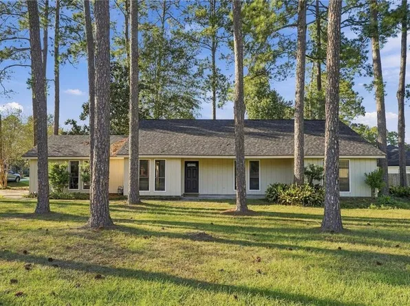 29 Cherokee Dr, Abita Springs, LA 70420