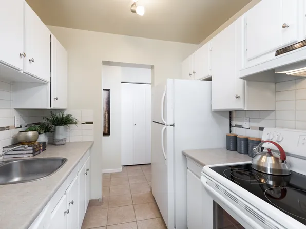 Vista, 820 6th Ave, New Westminster, BC V3M 5V4