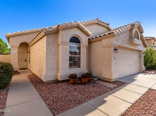 9745 W Tonopah Dr, Peoria, AZ 85382