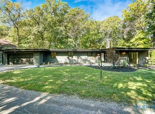 3240 Fanning Dr, Toledo, OH 43614